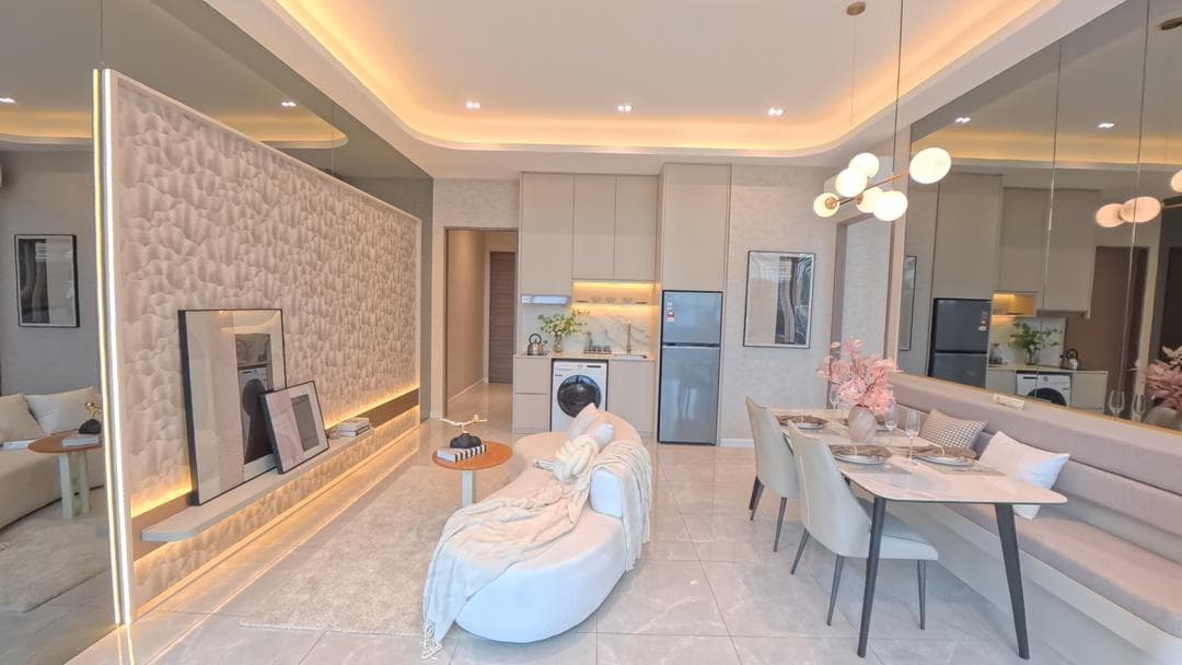 CTC Skyone show unit living and dining room with feature wall, Johor Bahru CIQ